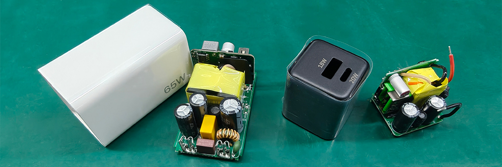 Comparison of Internal PCB Structures: 65W vs. 25W Chargers